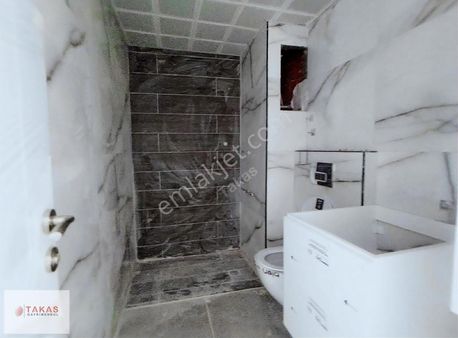 Deniz Mahallesi'nde Sıfır Güney Cephe Şık Tasarımlı 2+1 Daire