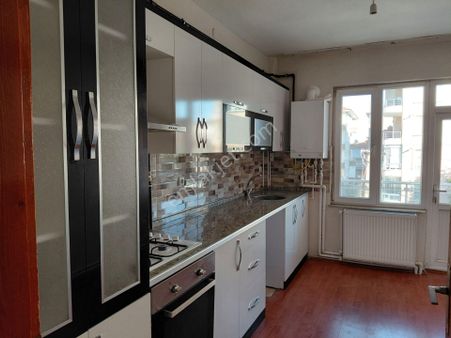 Yeni Mahalle 3+1 Temiz Kiralık