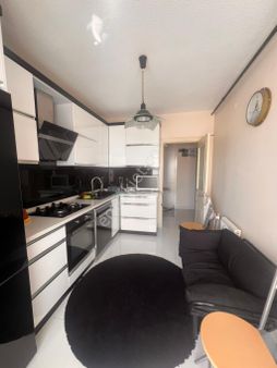 Turyap'tan Buca Tokide Eşyalı 3+1 Kiralık Geniş Temiz Daire