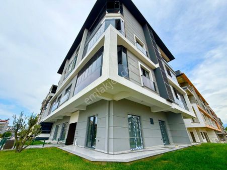 ▶ ▶akçay Körfez'den Sıfır Geniş Bahçe Kullanımlı 1+1 Satılık Daire