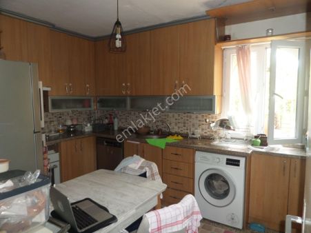 100.yılda,diş Has.civ.,3+1,kapalı Mut.parkeli Zemin Kat Satılık Daire