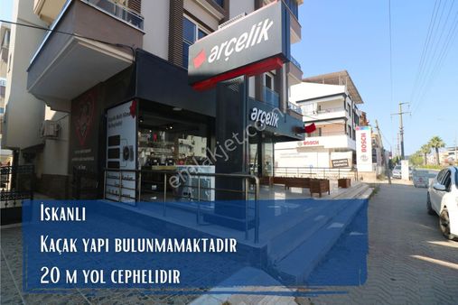 Cumhuriyet Cad. Yola 20 M Cepheli Akbük Yolu Üzerinde Kiralık Mağaza