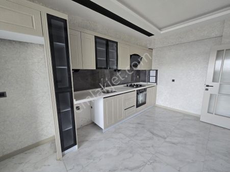 Mete Konakları Yakını Site İçi Sıfır Daireler