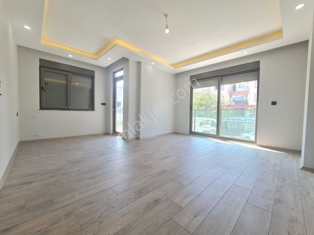 Tapu Masrafı Yok Sıfır 2+1 Daire–oturuma Hazır,avm,kültür Merkezi Yanı Yatırım Ve Oturum İçin İdeal