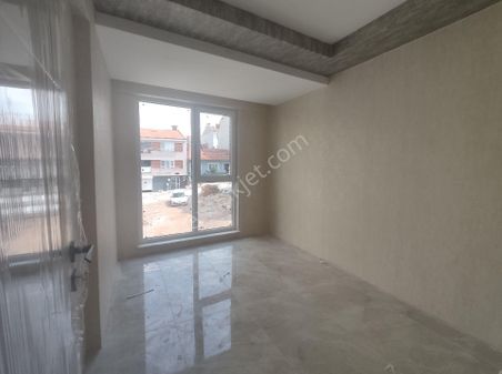 Sıfır 1+1 Apartlar