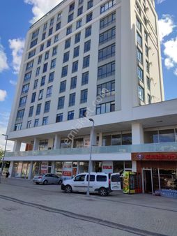 Çekmeköy Zin D Diamond Sitesinde Kiralık 1 +1 Daire