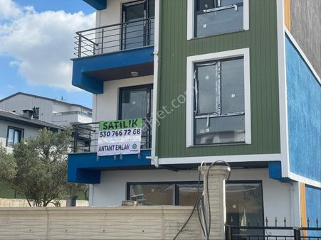 Antant Emlaktan Umurbeyde Özel Bahçeli Dubleks