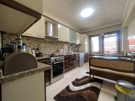 Kuşcağızda Site İçerisinde Manzaralı Yapılı 3+1 Acil