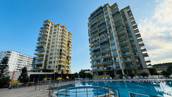 Kızkalesi’nde 1+1 Deniz Manzaralı Havuzlu Site İçerisinde Satılık Daire