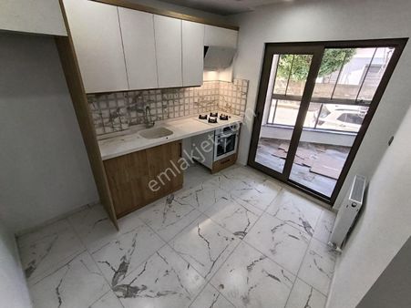 Zeytinli Köyünde Ayrı Mutfaklı Ebeveyn Banyolu Müstakil Tadında Sıfır 3+1