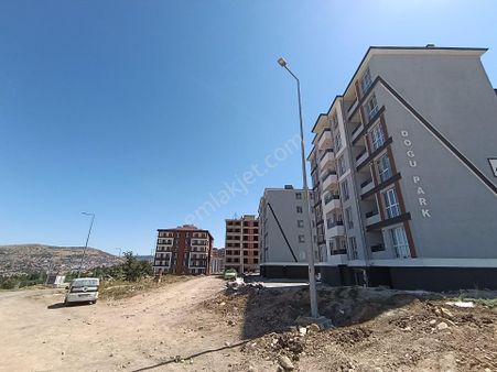 Yakamoz Emlaktan Şeyhosman Mah. 2+1 4. Kat Kiralık Daire