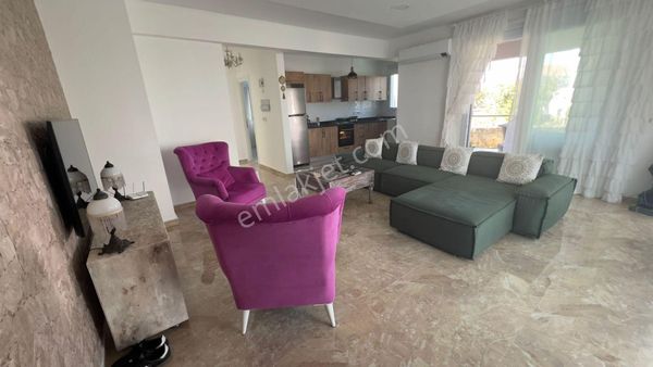 Girne Alsancak'ta Site İçerisinde Satılık 2+1 Daire !!