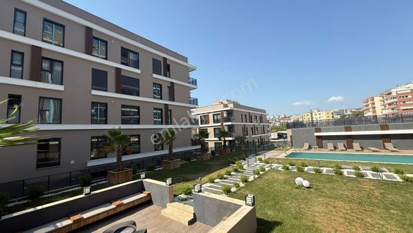 Buca North City'de Havuz Cepheli 1+1 Sıfır Kiralık Daire