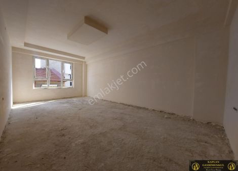 🏡 Kaplan Gayrimenkul’den Emek Mah. Ertaş Caddesi Yakını 2+1 110m² Satılık Daire