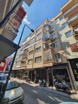 Aydın Efeler, Kiralık Doğalgazlı, Icı Yenilenmis Merkezde 130m² 3+1