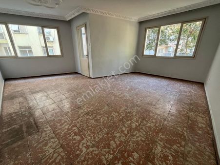 Asil'den Üçkuyularda Meydana 50 M 2+1 Köşe Arakat Daire