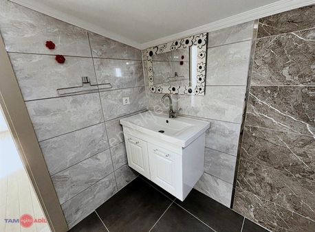 Dikili Çetin Emeç Mevki Satılık 3+1 Oturuma Hazır Villa!