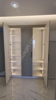 Yeşilyurt Ta Harika Önü Açık 3+1 Daire