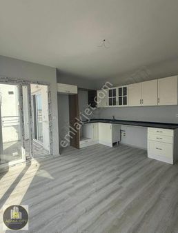 Az Katlı Sırır Daire İskanlı Oturuma Hazır