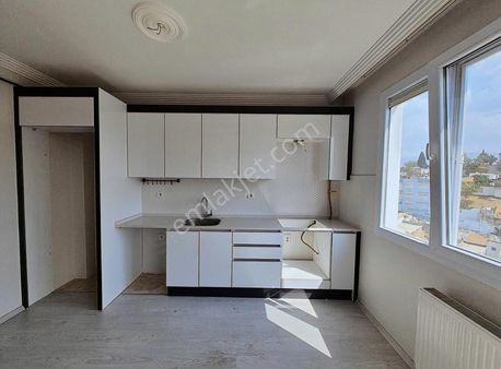 2+1 Kapalı Otoparklı Merkezde