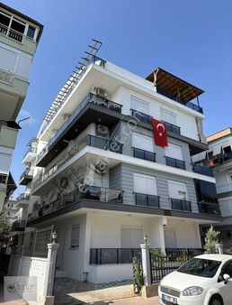 Antalya Dokuma Özgürlük Mahallesinde 5+1 Satılık Daire