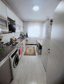 Erenköy Mah 2+1 Herşeyi Ayrı Doğalgazlı Cadde Üzeri 2.kat Daire