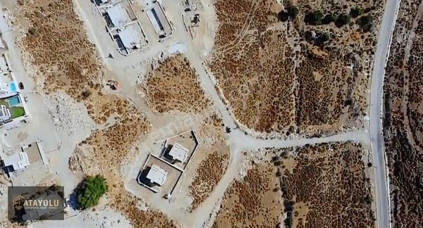 Bağla'da Deniz Manzaralı 416 M2 İmarlı Arsa