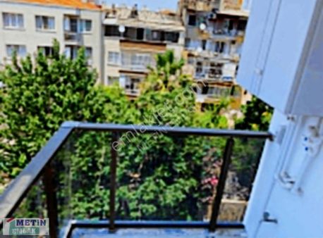 Hatayda 3+1 Doğalgazlı Asansörlü Yeni Bina