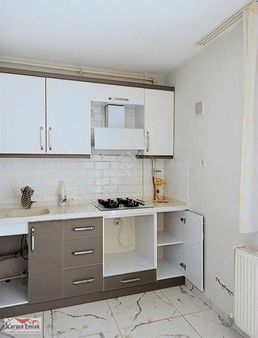 Balıkesir Cengiz Topel Caddesinde Kiralık 3+1 Geniş Daire