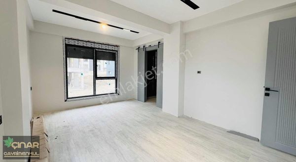 Altınoluk'ta 240 M2 Oturum Akıllı Ev Sistemli Satılık Lüks Villa