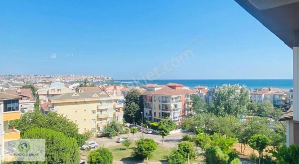 Silivri Kumluk'ta Deniz Manzaralı Dubleks Daire Satılıktır.