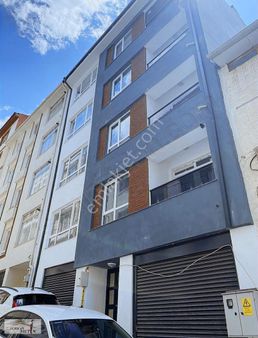 Serkan Metin'den Batıkent Mh Asansörlü Satılık 3+1