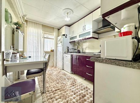 Karakuş'tan █ Merkez'de Çarşı İçerisinde Katta Yapılı 3+1 120m²