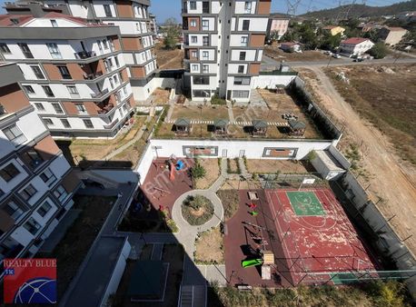 Sultanbeyli Battalgazi'de Lüks Sitede Satılık Boş 3+1 Daire