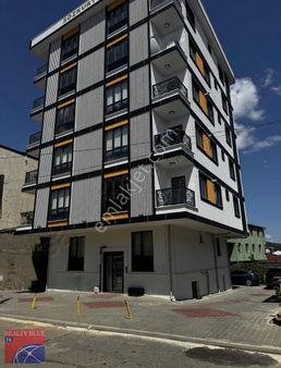 Kaçırılmayacak Fiyat Hamidiye Mahallesinde 2+1 Satılık Daire