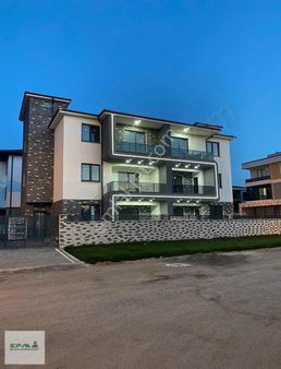 Yazlık Bölgesi İkiz Tripleks 5+1 İkiz Villalarımız