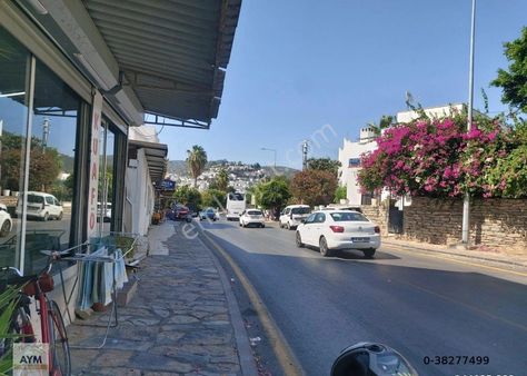 Bodrum Kumbahçe,nin En İşlek Caddesinde Satılık Dükkan