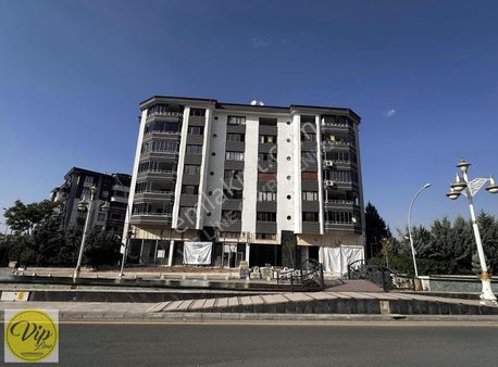 Vip Lineden Fahrikayahan Mado Yanında Kiralık Arakat 3+1 Daire