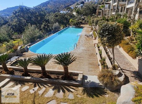 Bodrum Merkez Havuzlu Sitede Kiralık 2+1 Eşyalı Daire