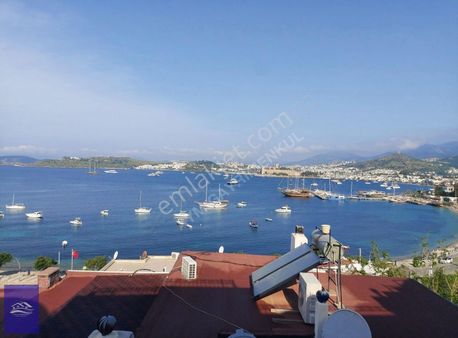 Bodrum Kumbahçe Denize 50 Metre Kale,kos Manzaralı İkiz Trıpleks