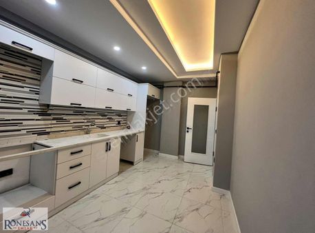 Rönesans Emlak'tan Ful Deniz Manzaralı 3+1 Daire