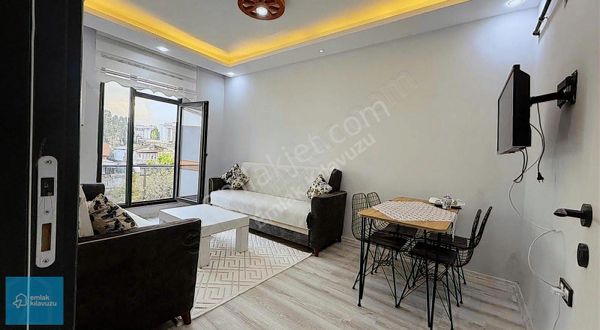 Emlak Kılavuzu By Sadik'ten Satılık Eşyalı 1+1 Apart