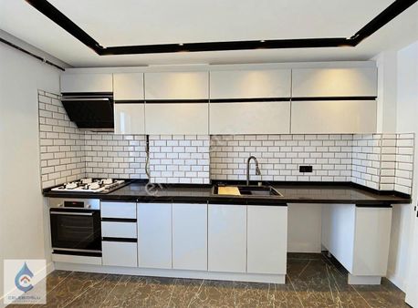 Çelebioğlu Çayırova Emek Mah Butik Site Satılık 3+1 Arakat Daire