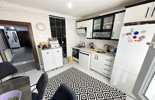 Kanuni Demirciler'de 2+1 Full Yapılı Daire!