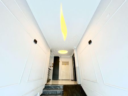 Cadde Altınkum Pazar Sokağında 1+1 Denize Yakın Yaşam Alanı