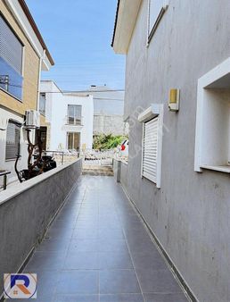 Royal Alaçatıdan Ovacıktda 4+1 Satılık Daire