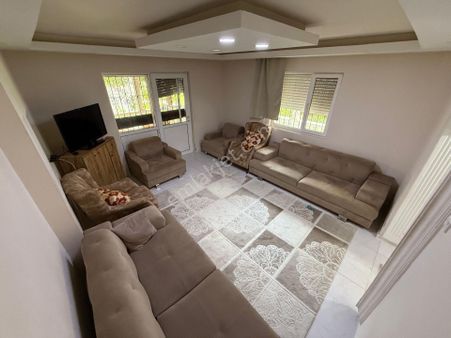 İzmir Dikili Kabakum Polyak Buket Sitesinde Satılık 4+1 Villa