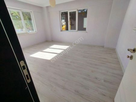 Denizli Merkezde Kuşpınarda 4 Daireli Müstakil Ev