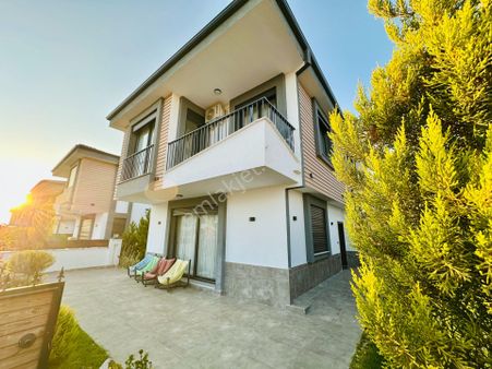 Didim'de Satılık Full Eşyalı Tam Müstakil 3+1 Ayrı Mutfaklı Lüx Villa