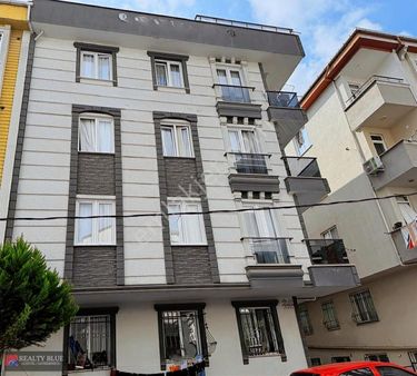 Çekmeköy M.akif'te Metroya 6 Dk Fırsat 3+2 Üst Dubleks Daire....